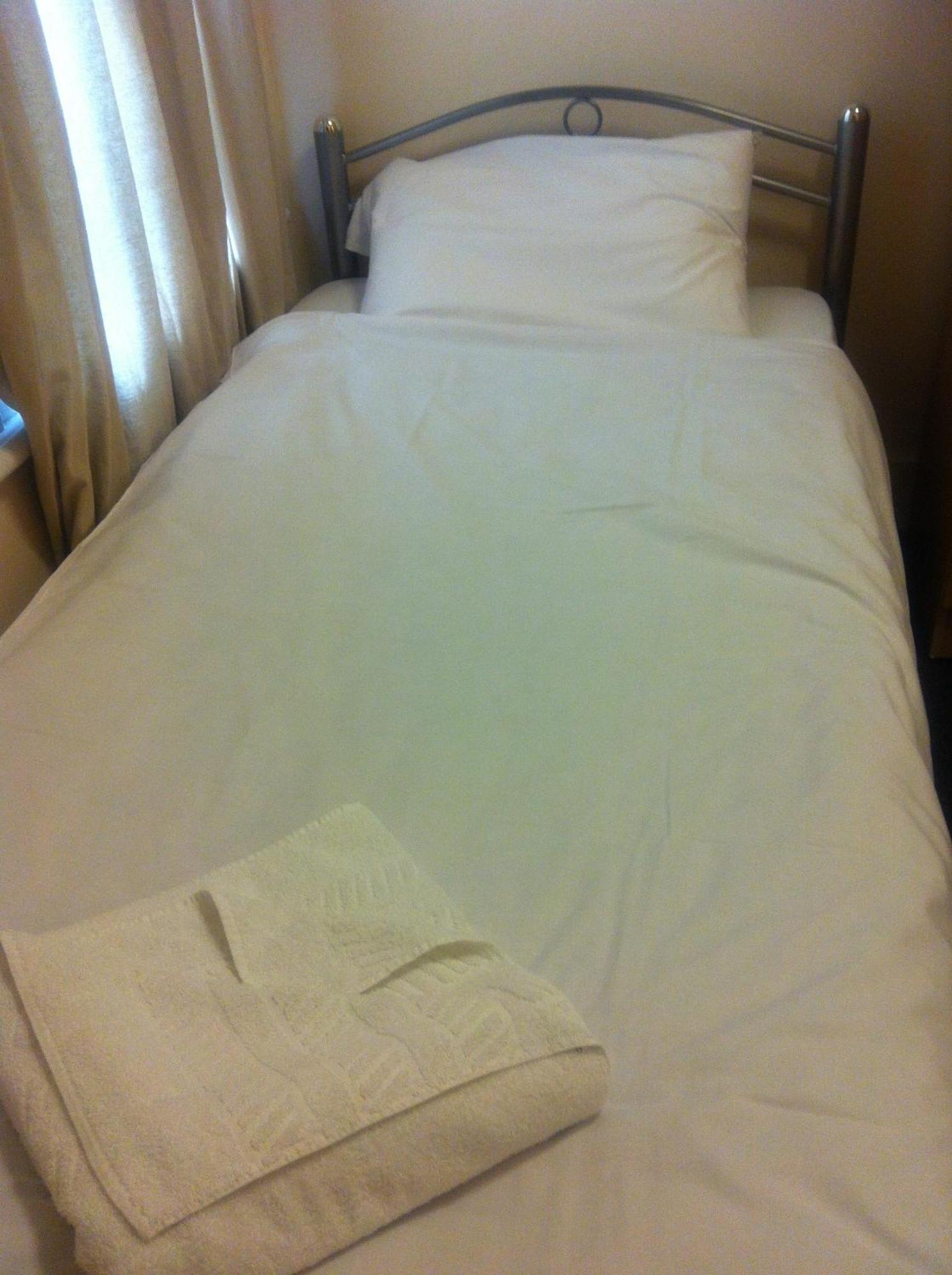 London Olympus Hotel Nirvana Екстер'єр фото
